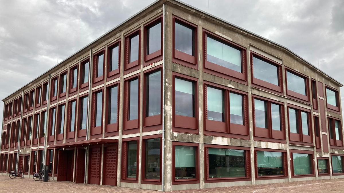 Drie opgestapte wethouders Den Helder keren na bestuurscrisis tijdelijk terug