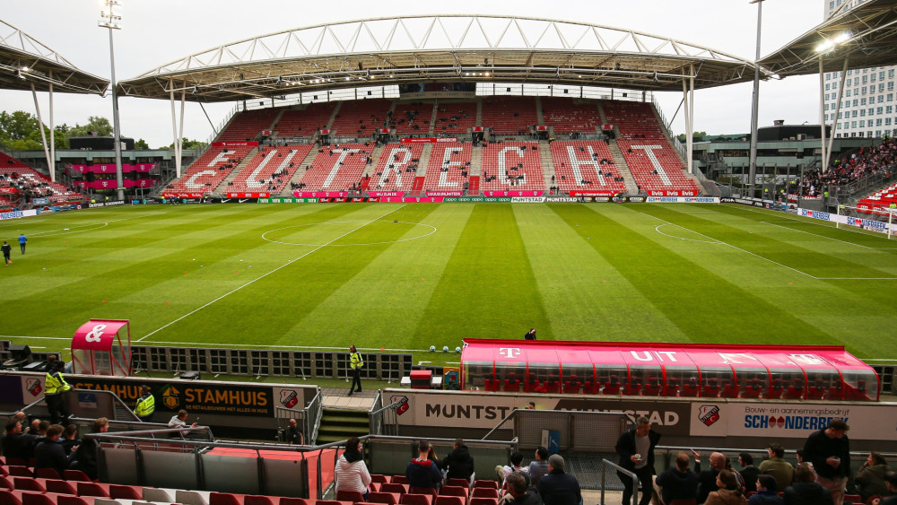 ? Ajax met Grim als interim bij FC Utrecht • AZ later tegen PSV