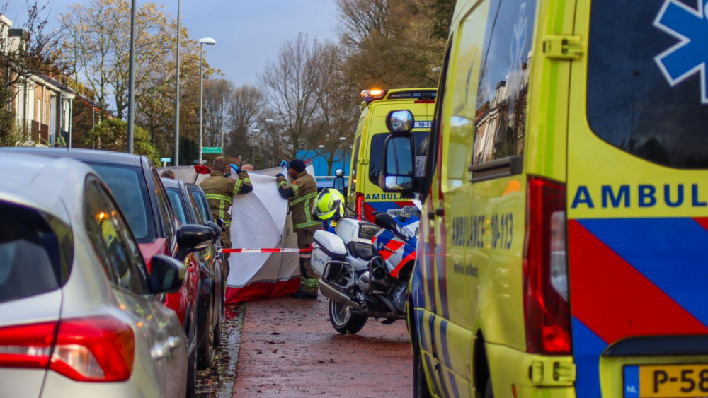 Man Overleden Gevonden Tussen Geparkeerde Auto's In Den Helder - NH Nieuws