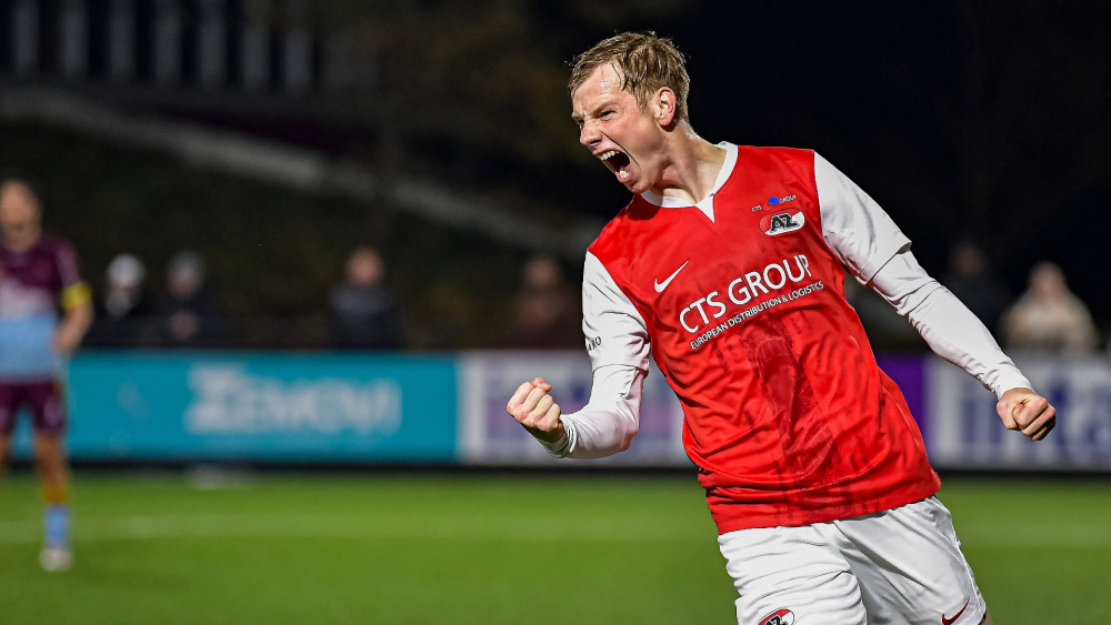 Jurre van Aken glundert na winnend doelpunt "Een echte spitsengoal
