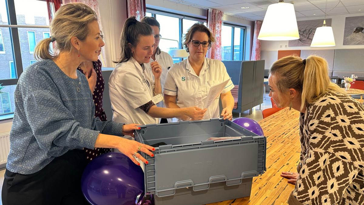 NH Nieuws: Spaarne Gasthuis blij met 'klein gebaar' van Swim to Fight Cancer
