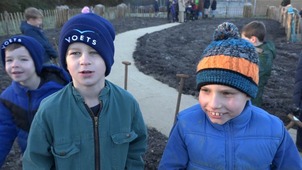 Slootdorp Kinderen spitten zich suf in Slootdorp: