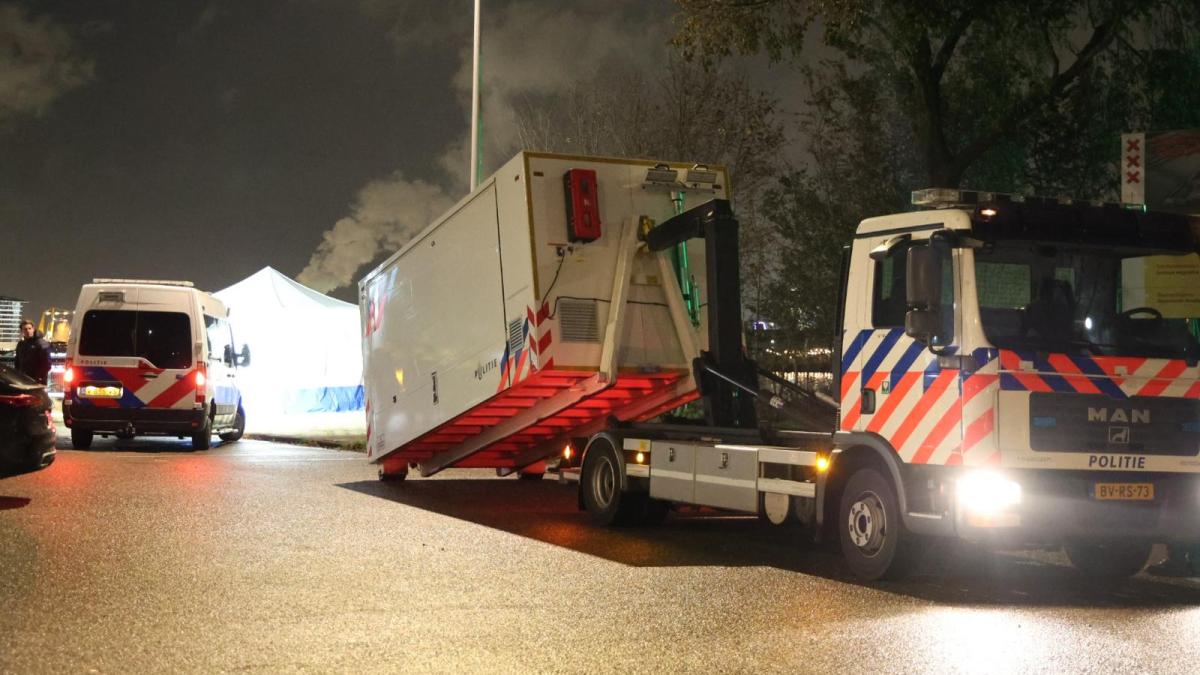 Tien jaar cel en tbs voor klusjesman die escort om het leven bracht en in het IJ dumpte