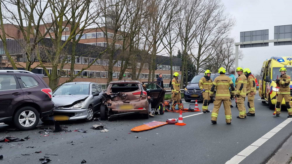 Zwaargewonde bij wéér een ongeluk op N242 in Alkmaar.