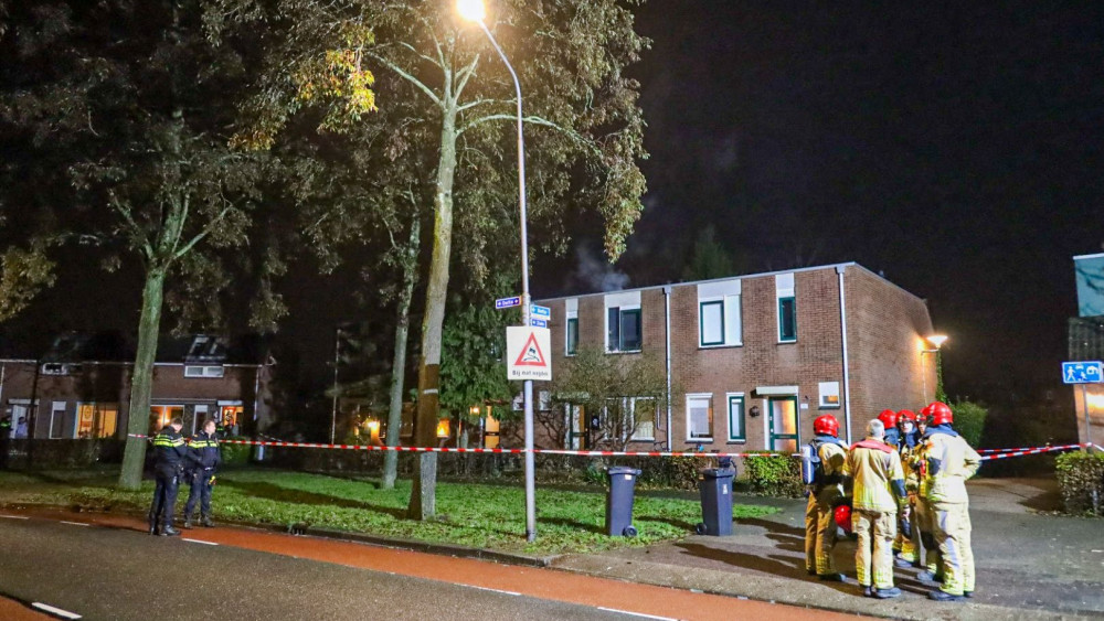 Explosie Bij Woning In Huizen, Voordeur Zwaar Beschadigd - NH Nieuws