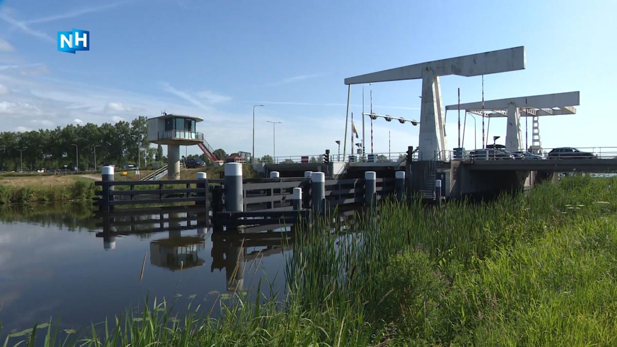 Sloop Cruquiusbrug begonnen: dit merken omwonenden en verkeer daarvan