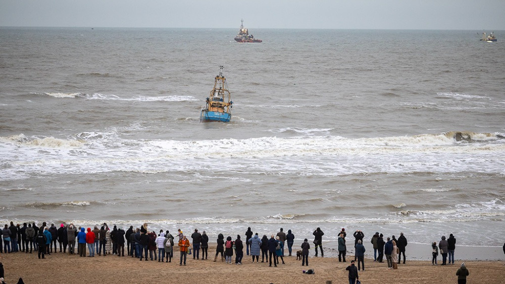 Hoe de kotter aan de kust van Zandvoort door naastenliefde tóch voor de