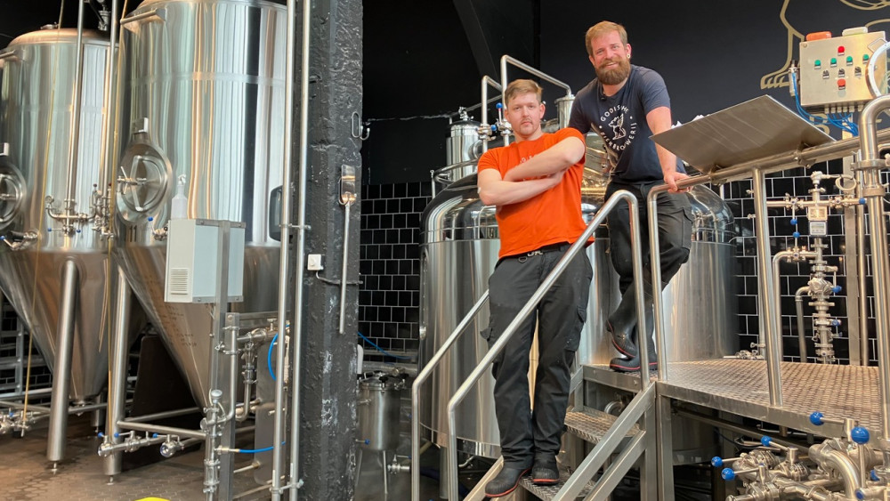 Trotse bierbrouwers Ben en Bas