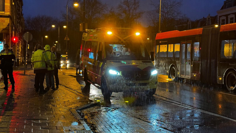 Fietser aangereden door bus in Haarlem.