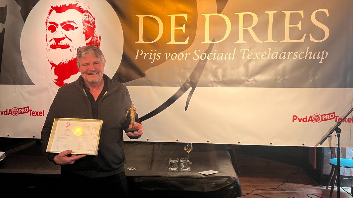 Ewald Witte kwam voor een bierproeverij maar kreeg 'Dries' voor sociaal Texelaarschap