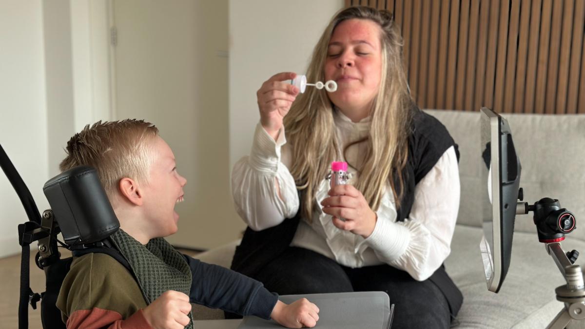 Ouders hebben geld nodig voor rolstoelbus zoon Sef: 