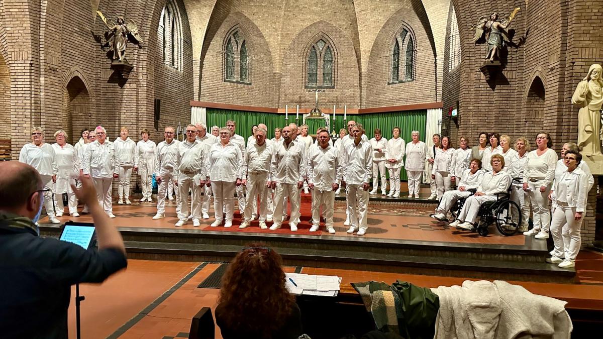 Ankeveens koor organiseert en repeteert voor eigen Passion