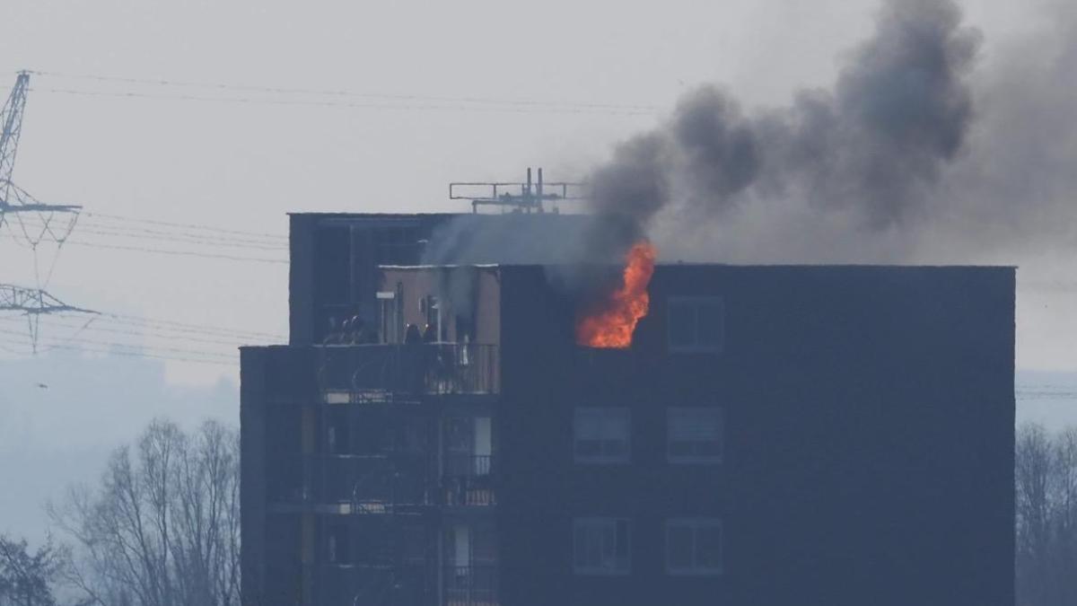 Appartement onbewoonbaar na uitslaande brand flat Purmerend