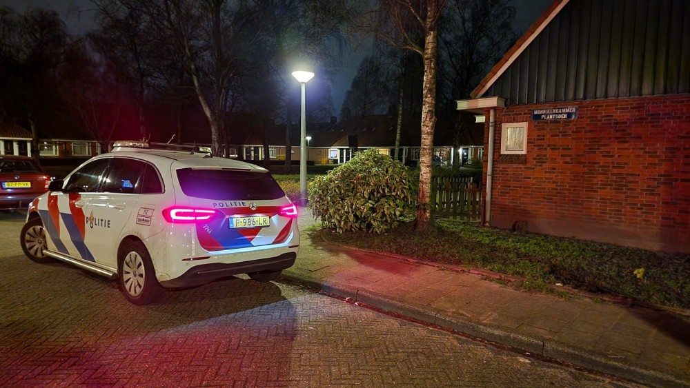 Man Beroofd En Mishandeld Op Straat, Politie Zoekt Meerdere Verdachten ...