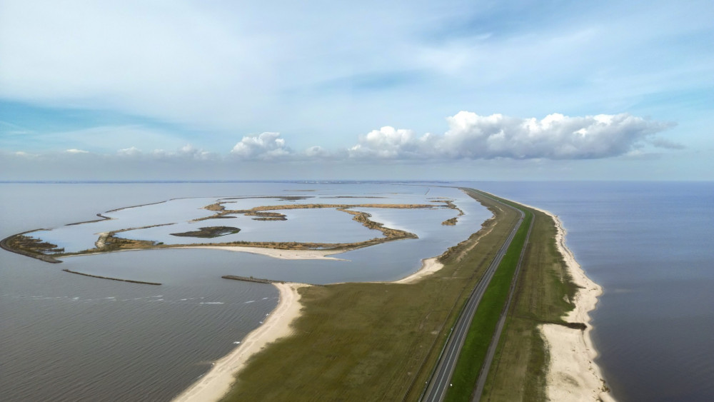 Kwaliteit Noord-Hollands drinkwater staat onder druk: hoe het toezicht de afgelopen jaren verwaterde