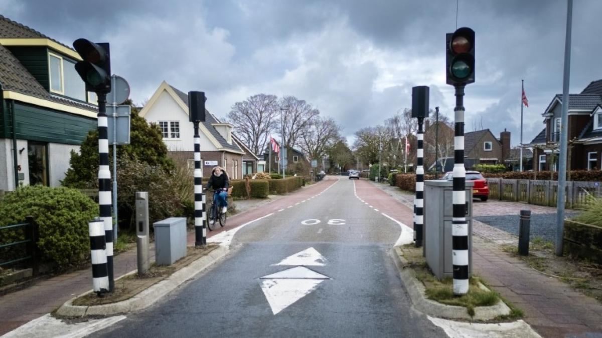 Weg met de spitspaal? Proef met kentekencamera om paal Sint Pancras vervangen