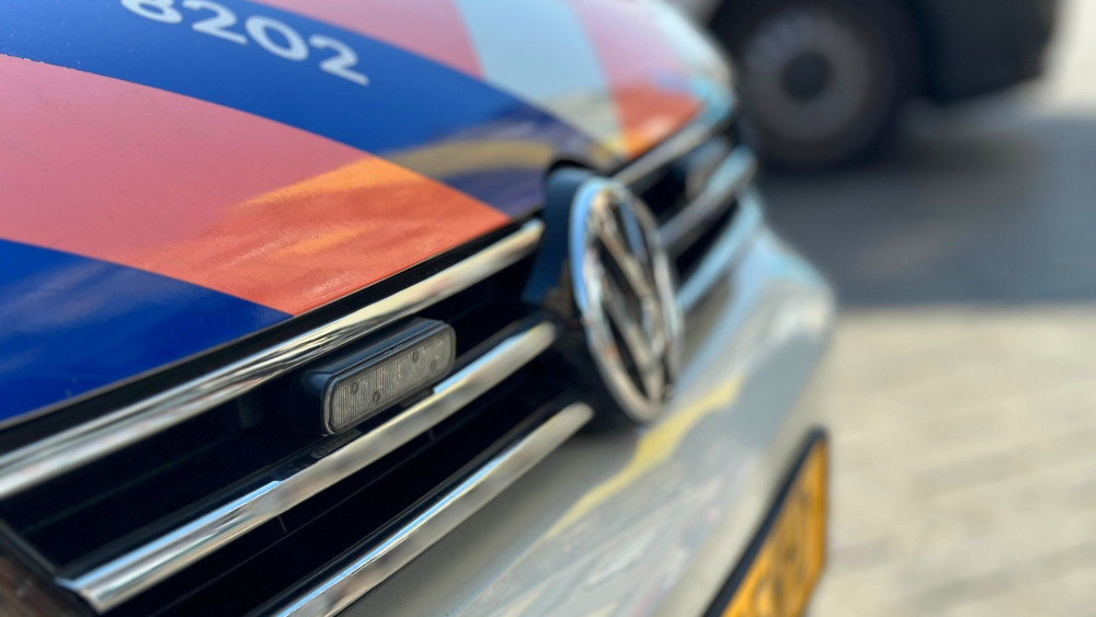 Voetganger aangereden door bus in Alkmaar • Fietser mishandelt agent bij fietscontrole in Medemblik.