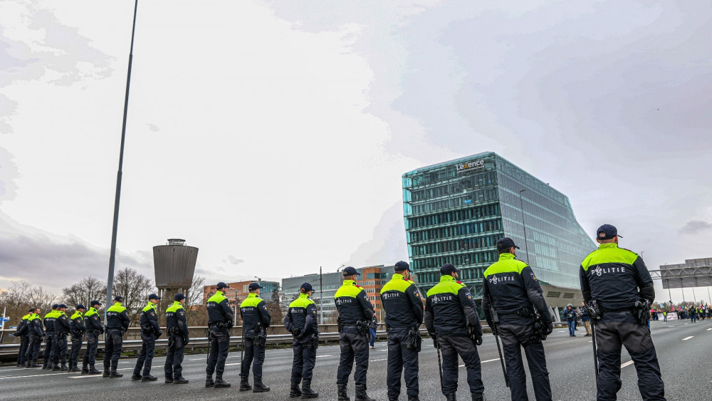 Burgemeester Halsema Verbiedt A10-demonstratie Van Extinction Rebellion ...