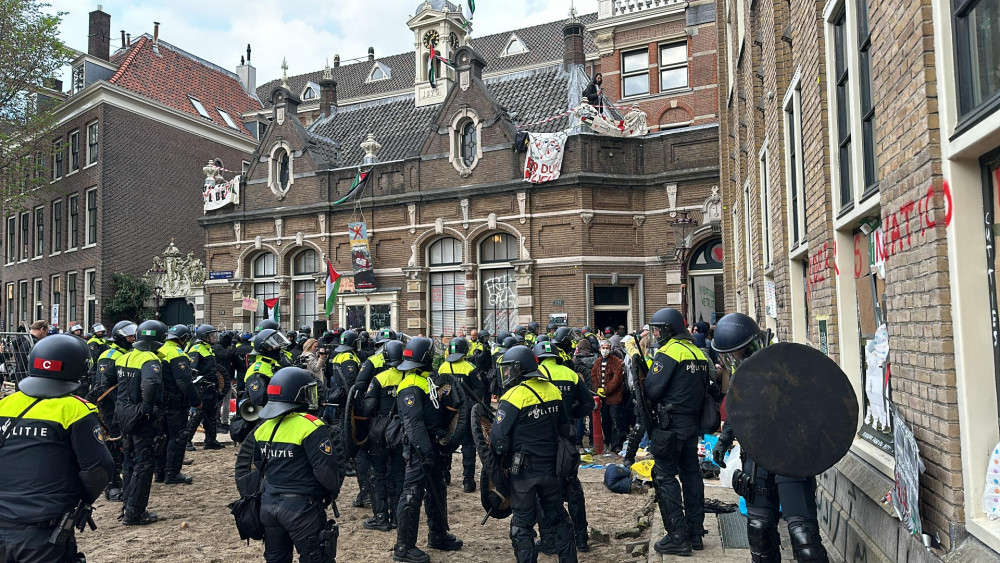 Ravage bij UvA-campus: zo verliep de demonstratie bij Roeterseiland