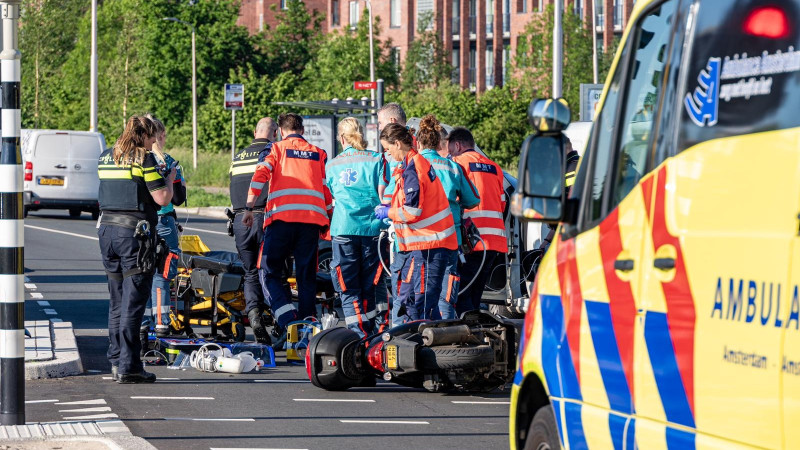 Zwaar ongeluk Bovenkerkerweg in Amstelveen