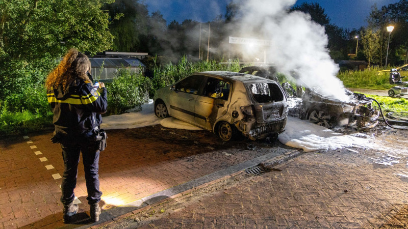 Autobrand aan de Schubertstraat in Haarlem