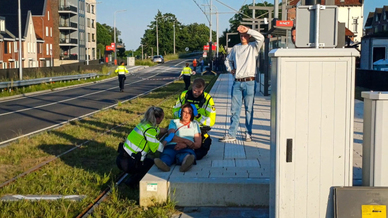 Hulpdiensten oefenen rampscenario met nieuwe Uithoornse tram