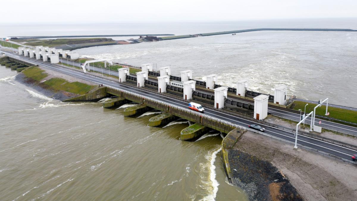 Afsluitdijk richting Noord-Holland donderdagavond en nacht dicht