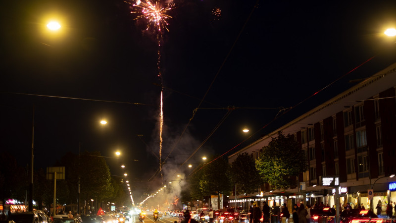 Feest op Plein '40-'45 na winst Turkije