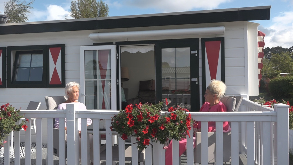 Sandevoerde campsite owner wants permanent guests gone within a month