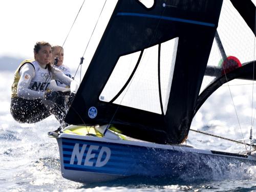 Olympic gold after bizarre denouement for Naarden sailor Odile van Aanholt