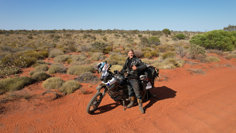 Luke Tesselaar op zijn eerdere off road-reis door Australië