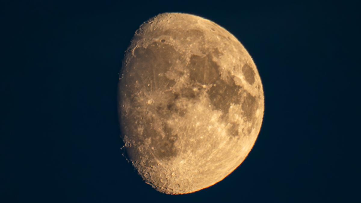 Hemels natuurverschijnsel: spot jij de eerste supermaan van 2025?