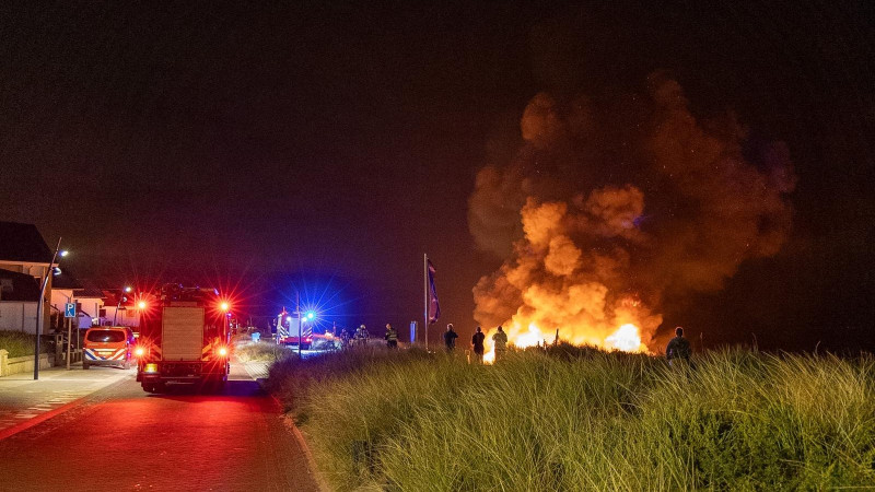 Brand strandtent Hippie Fish Zandvoort