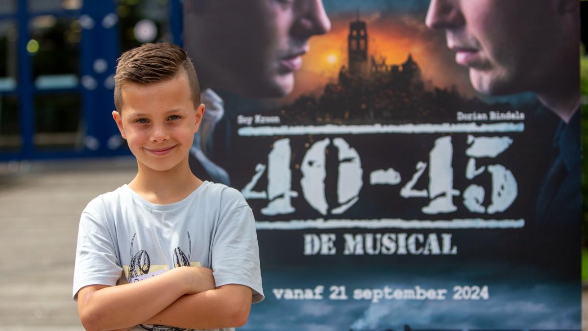 Theaterdebuut in musical '40-'45 voor zevenjarige Dani uit Velserbroek