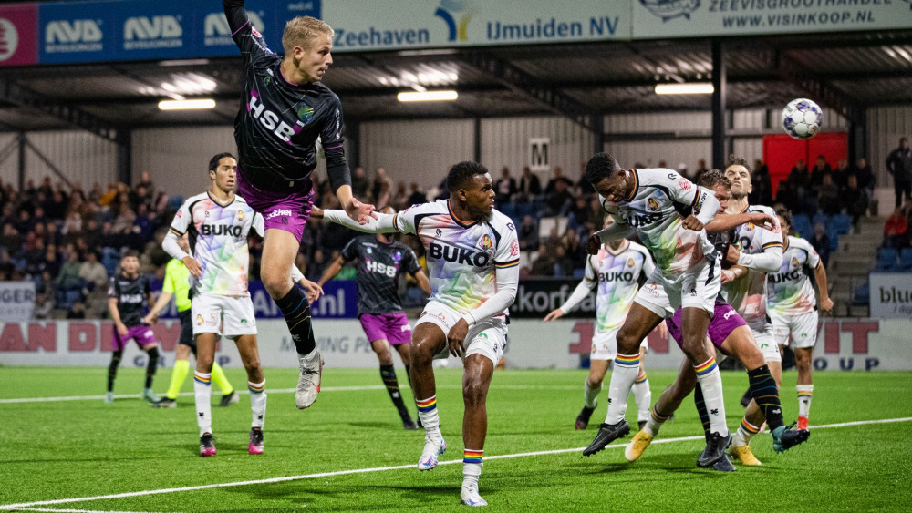 Vissersderby Tussen Telstar En FC Volendam Door KNVB-beker Verschoven ...