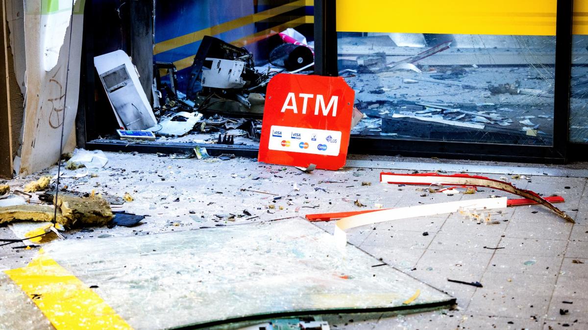 Aanhoudingen in Noord-Holland voor plofkraken Duitsland en Zwitserland