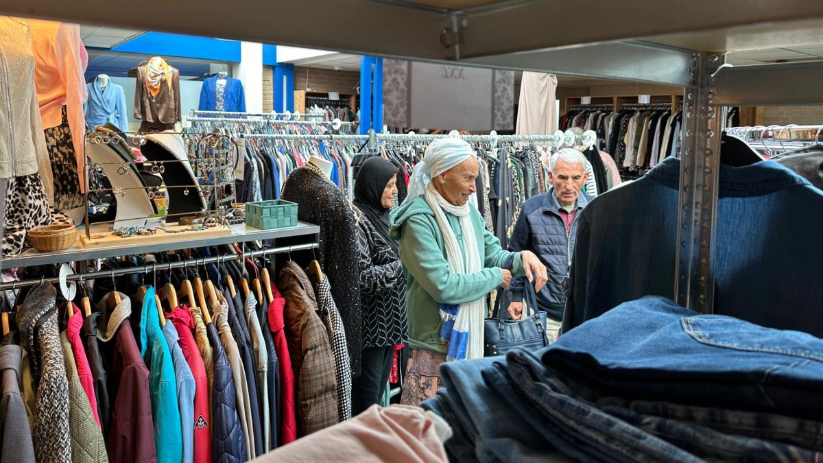 Leegverkoop Kledingbank begonnen: 