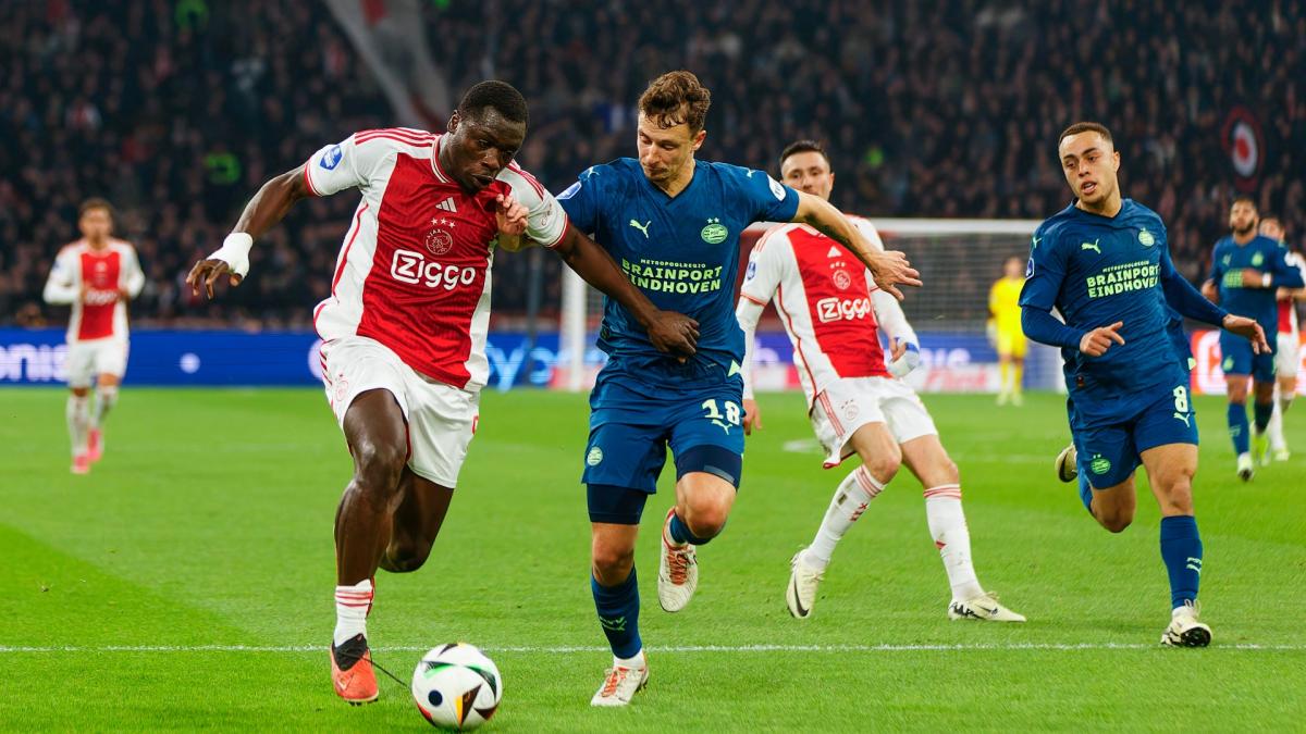 Live NH Sport: Super Saturday met Ajax - PSV en Feyenoord - AZ