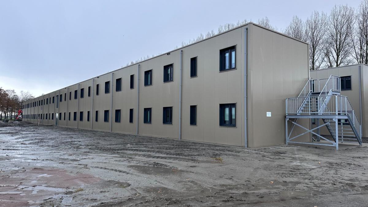 Tijdelijke woningen in Middenmeer bijna allemaal bewoond: 