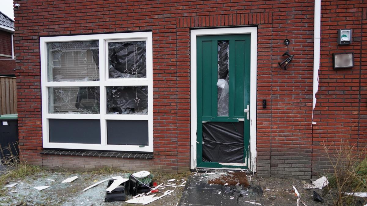 Explosies bij woningen in Hoorn en Zwaagdijk-Oost