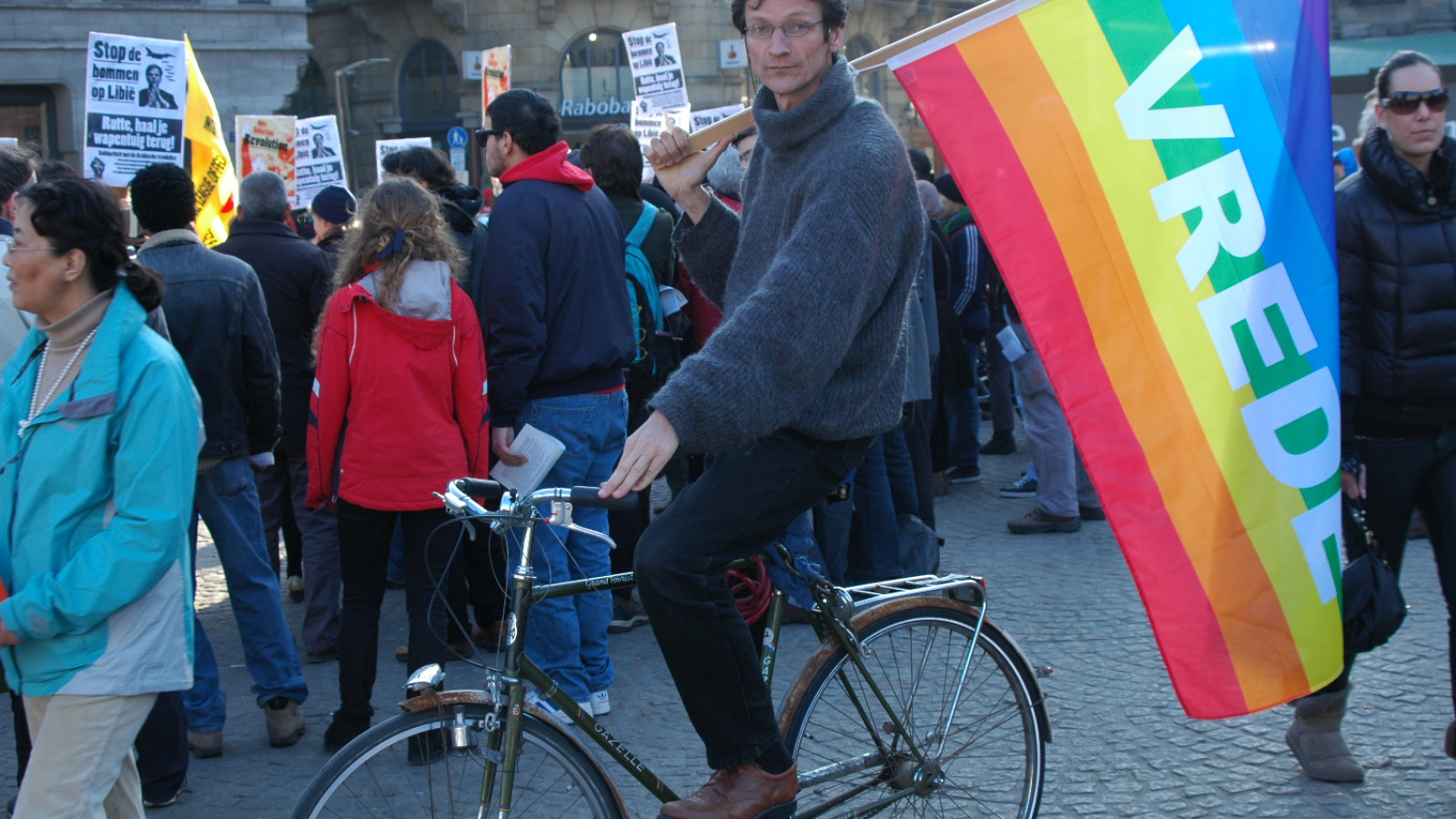 Protest tegen bombardementen op Libië NH Nieuws Protest tegen bombardementen op Libië NH Nieuws
