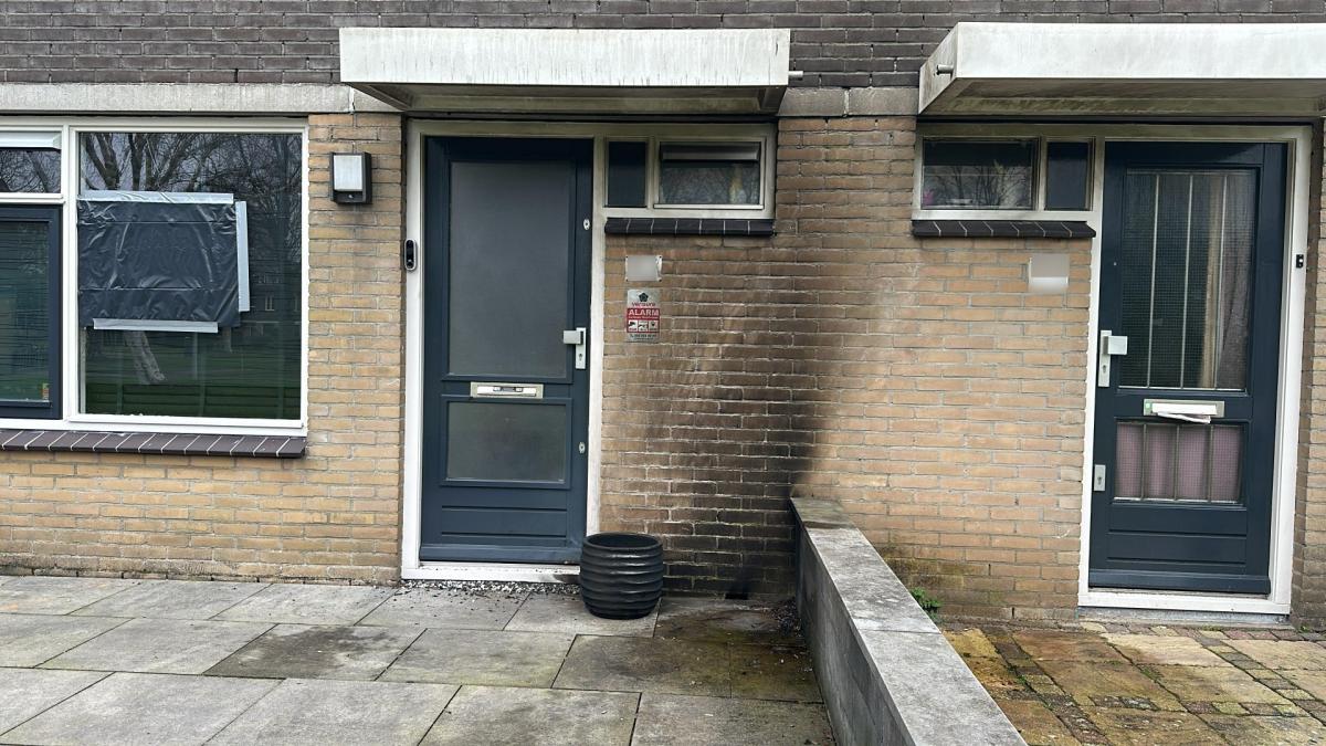 Burgemeester sluit woning Snodenhoekpark na explosie en beschieting
