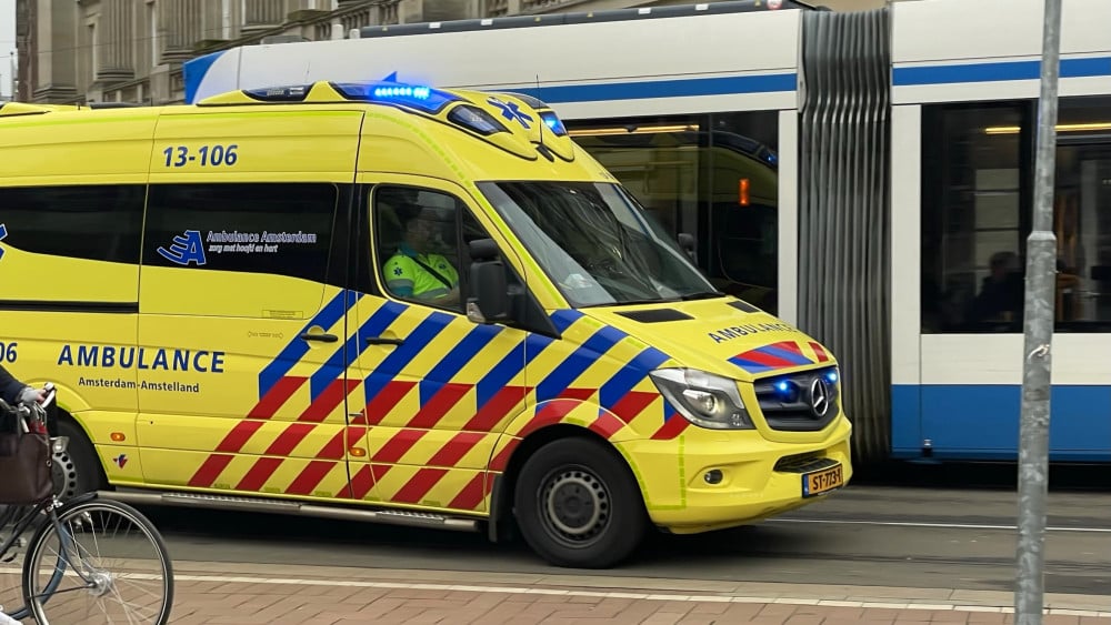 Bystanders rescue drowning person from Realengracht on Western Islands