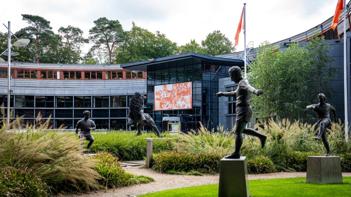 Euforie bij FC Volendam en Telstar: wedstrijd NAC-Go Ahead niet overgespeeld