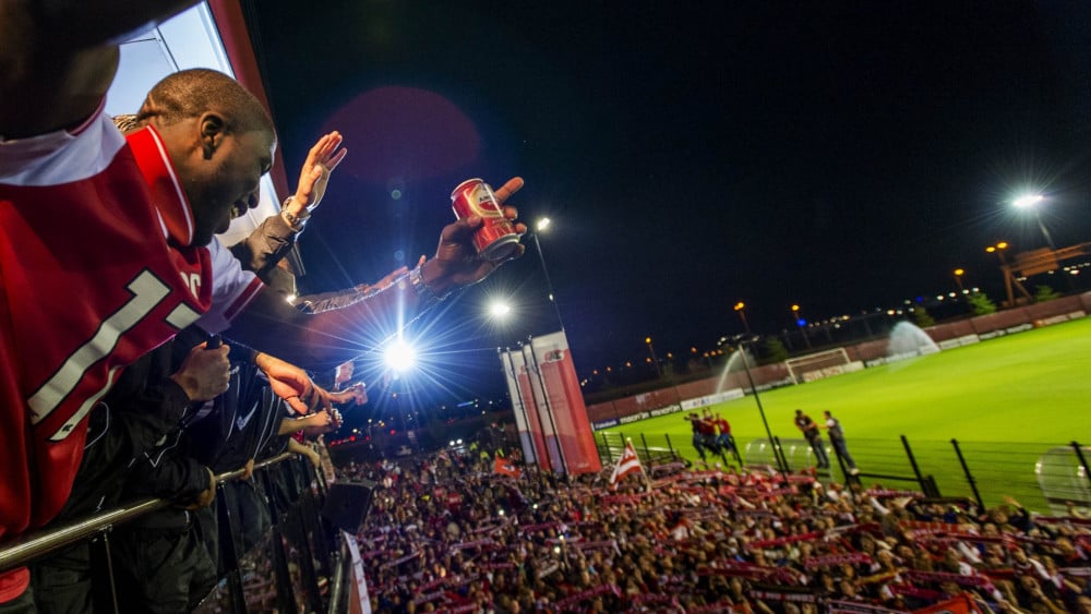 Bustour met huldiging bij stadion op dinsdag, áls AZ de KNVB-beker wint Home