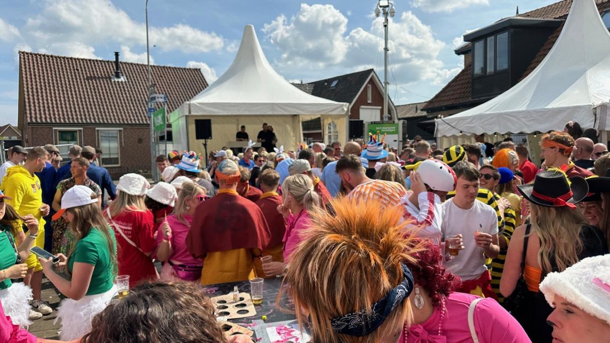 Duizenden euro's kwijt vóór kermis is begonnen: hoe lucratief is dat nog voor kroegbazen?