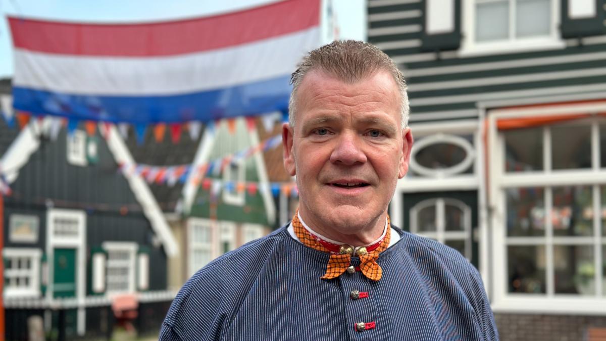 Koningsdag feestelijk ingeluid op Marken: 