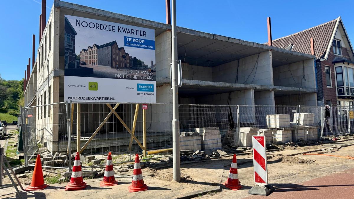 Eindelijk hoop voor 'lelijkste gebouw' van Wijk aan Zee, morgen hervat bouw