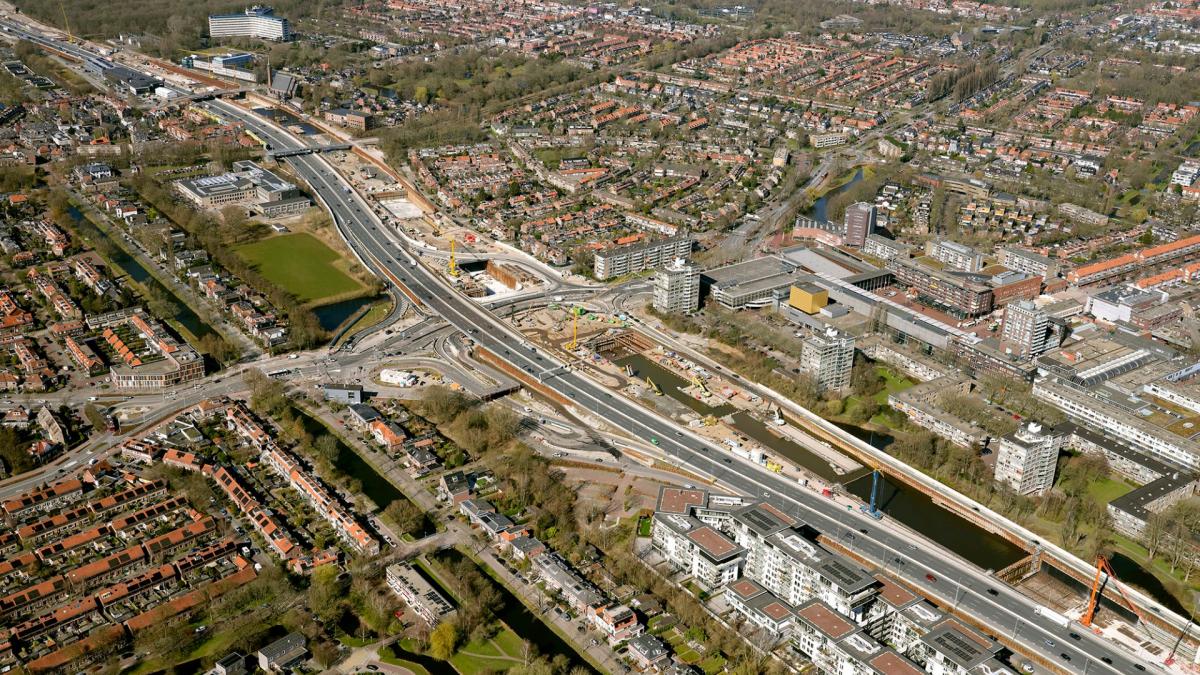 Aansluiten geblazen: Opnieuw flinke files op A9