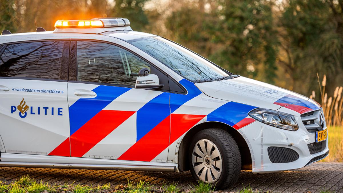 A5 dicht vanwege geschaarde vrachtwagen • Opnieuw brand in villa Blaricum